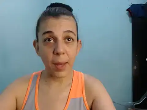 luli angel online show from October 28, 2025, 1:09 am