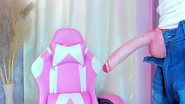 Snapshot of im_hanna1 chatting on October 24, 2025, 2:08 am im hanna1 online show from October 24, 2025, 2:08 am