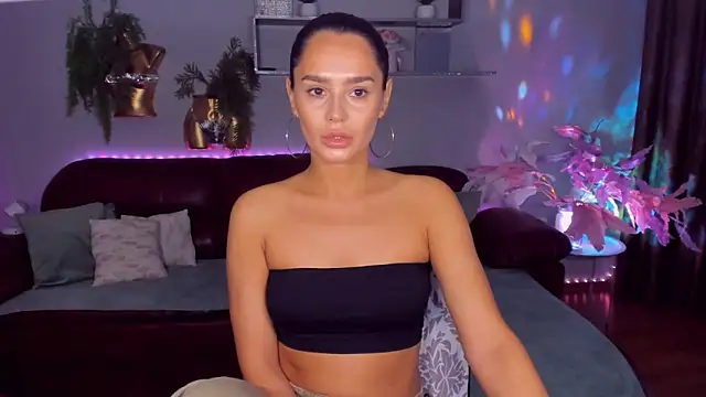 DanaSincere online show from April 9, 2026, 3:50 am