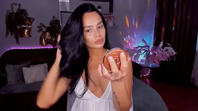 Snapshot of DanaSincere chatting on May 22, 2026, 3:57 am DanaSincere online show from May 22, 2026, 3:57 am