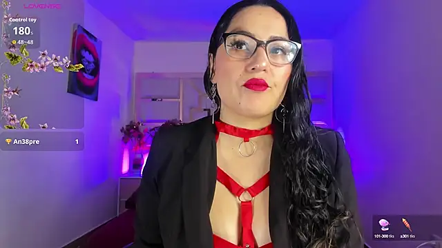 tamara rouse1 online show from October 3, 2025, 4:53 am