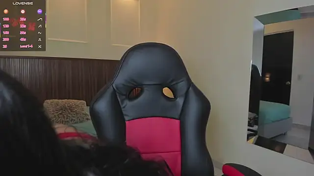 AGATHASMITH5 online show from November 27, 2025, 3:19 am