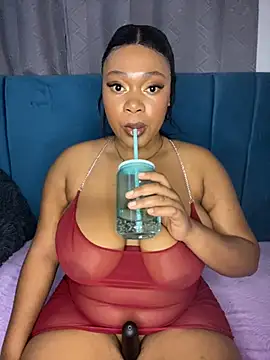 Snapshot of CuteSexyBoobz chatting on October 25, 2025, 7:30 pm CuteSexyBoobz online show from October 25, 2025, 7:30 pm