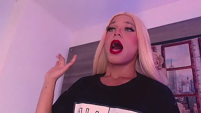 SashaNova online show from November 8, 2025, 5:18 am