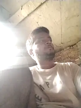 Maidangirl online show from September 13, 2025, 4:23 am