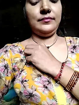 Maidangirl online show from October 8, 2025, 4:10 am