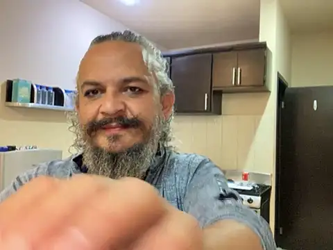 Snapshot of Sollhmaarh chatting on November 1, 2025, 6:04 am Sollhmaarh online show from November 1, 2025, 6:04 am