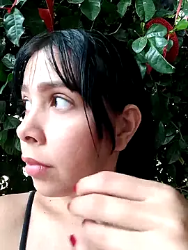 Candy-Body online show from March 6, 2025, 1:24 pm