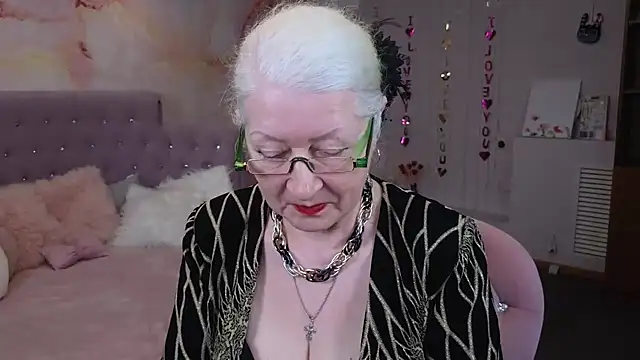 Maya Mayflower online show from March 18, 2025, 12:14 pm