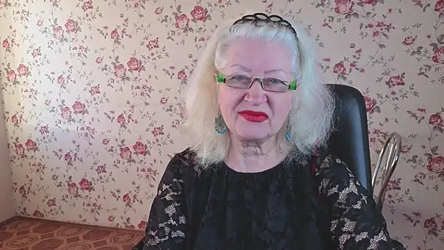 Maya Mayflower online show from October 2, 2025, 3:57 am