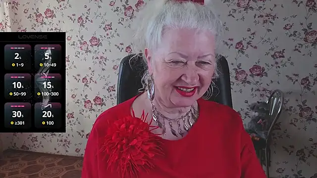 Snapshot of Maya_Mayflower chatting on May 8, 2026, 3:12 am Maya Mayflower online show from May 8, 2026, 3:12 am