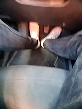 Snapshot of GM51-1988 chatting on September 9, 2025, 3:22 pm GM51-1988 online show from September 9, 2025, 3:22 pm