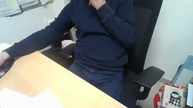 Snapshot of GM51-1988 chatting on November 27, 2025, 4:53 pm GM51-1988 online show from November 27, 2025, 4:53 pm