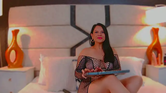 MonserratLane online show from March 22, 2025, 8:04 pm