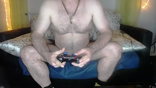 BiggedyBear online show from December 22, 2025, 2:19 am