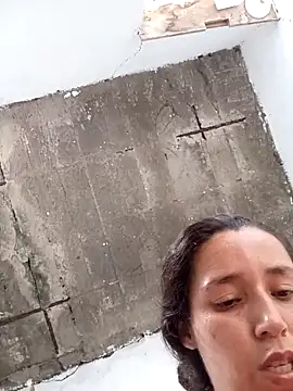 Jenny gir25 online show from March 18, 2025, 3:42 pm