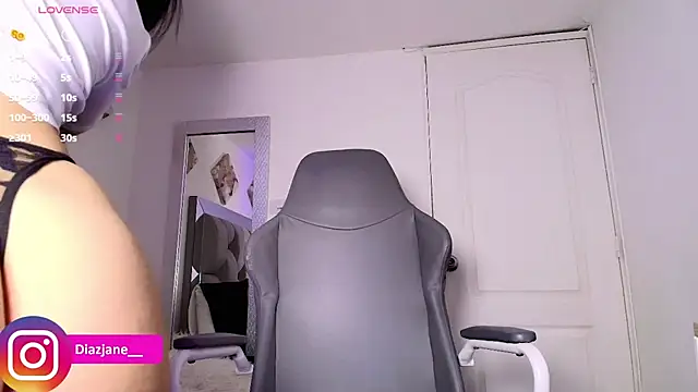 Janediazz online show from March 18, 2026, 9:07 pm