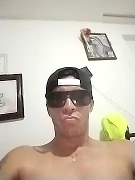 Flakito2490 online show from April 27, 2026, 5:16 am