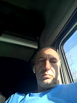 aleksis1313 online show from March 10, 2025, 8:26 am