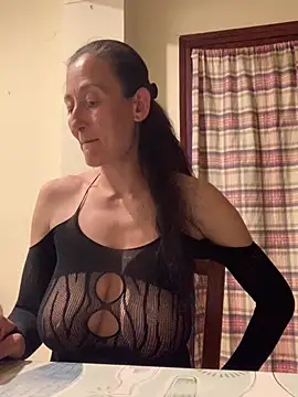 Snapshot of Anonim2026 chatting on April 11, 2026, 11:42 pm Anonim2026 online show from April 11, 2026, 11:42 pm