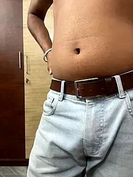 Snapshot of RightFielder chatting on November 1, 2025, 3:25 pm RightFielder online show from November 1, 2025, 3:25 pm