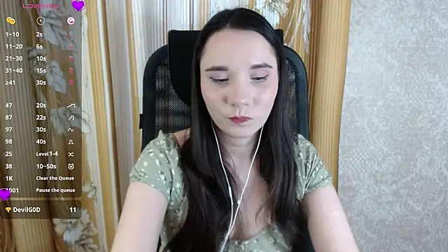 Snapshot of KateForLove chatting on March 11, 2025, 1:45 pm KateForLove online show from March 11, 2025, 1:45 pm