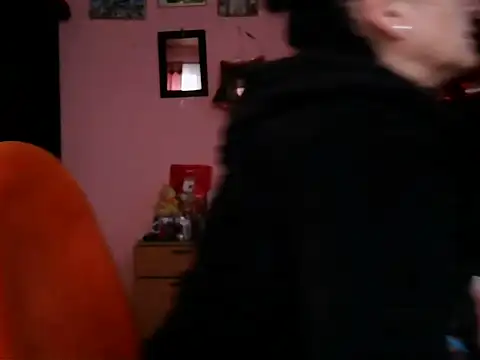 Snapshot of BiancaSteel chatting on May 14, 2026, 8:04 pm BiancaSteel online show from May 14, 2026, 8:04 pm