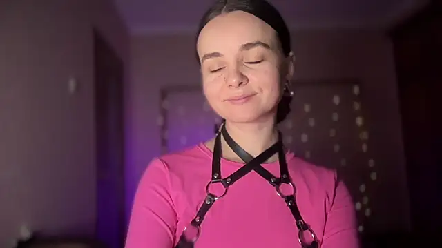 Snapshot of lanaloulou chatting on September 13, 2025, 10:53 pm lanaloulou online show from September 13, 2025, 10:53 pm