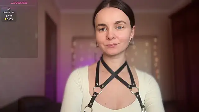 Snapshot of lanaloulou chatting on September 21, 2025, 1:46 pm lanaloulou online show from September 21, 2025, 1:46 pm