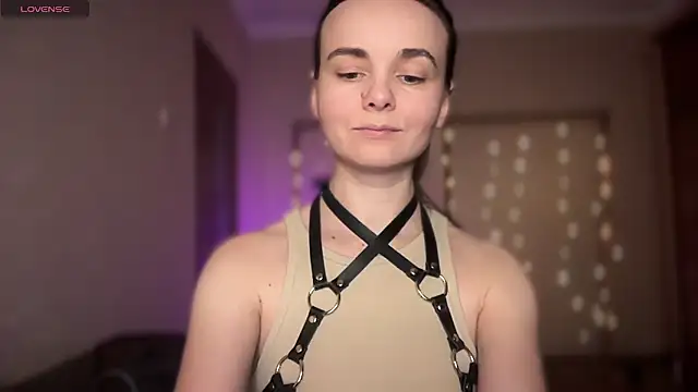 Snapshot of lanaloulou chatting on October 16, 2025, 7:48 pm lanaloulou online show from October 16, 2025, 7:48 pm