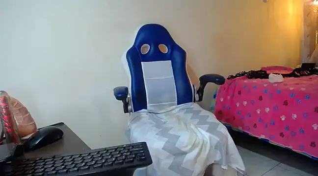 emma morgan 1 online show from March 21, 2025, 3:13 pm