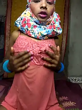 Cutesoma01 online show from March 4, 2026, 4:24 pm