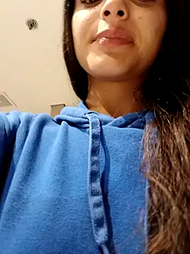 Valen Person online show from September 24, 2025, 12:19 pm