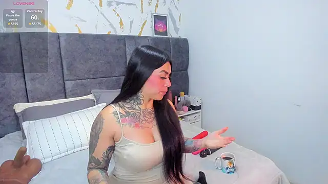 Cristal Velle online show from February 21, 2026, 12:50 pm