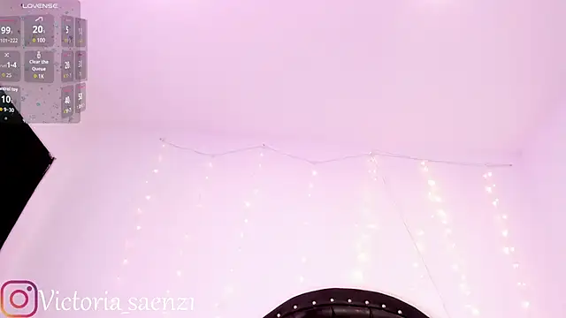 Snapshot of badthing_10 chatting on February 5, 2026, 10:14 pm badthing 10 online show from February 5, 2026, 10:14 pm