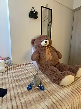 ZaraLuuv online show from March 11, 2026, 6:03 pm