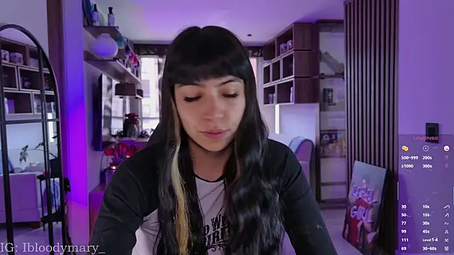 Snapshot of Saraa_Desiree chatting on April 24, 2026, 6:54 pm Saraa Desiree online show from April 24, 2026, 6:54 pm