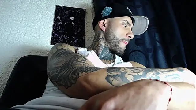 Snapshot of dante_d_angelo_ chatting on October 22, 2025, 4:35 am dante d angelo online show from October 22, 2025, 4:35 am