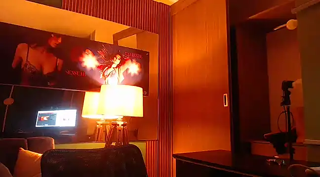 tatiana lc online show from March 6, 2025, 7:03 am