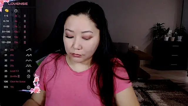 LisaAsianFlower online show from October 10, 2025, 1:04 am