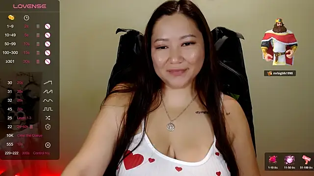LisaAsianFlower online show from July 28, 2026, 5:01 pm