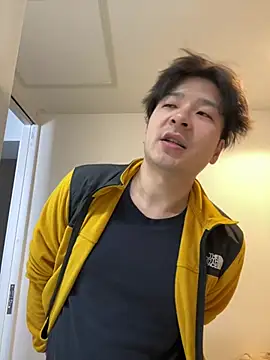 waka3232 online show from March 5, 2026, 1:34 am