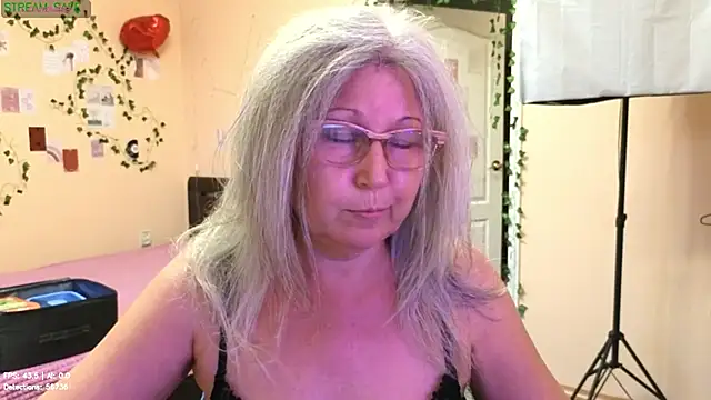 Snapshot of Wane_Witch chatting on July 29, 2026, 4:27 pm Wane Witch online show from July 29, 2026, 4:27 pm