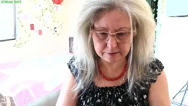 Snapshot of Wane_Witch chatting on August 2, 2026, 5:17 am Wane Witch online show from August 2, 2026, 5:17 am