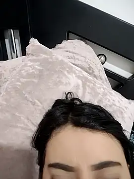 mialorents online show from January 9, 2026, 2:42 pm