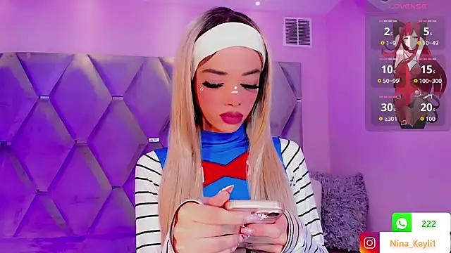 Nina Keyli online show from October 8, 2025, 9:01 pm