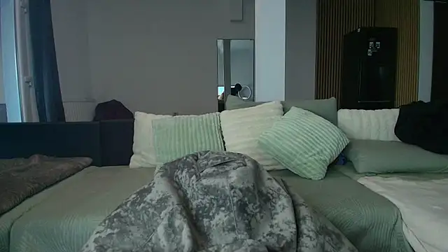 Perfect Moans online show from July 24, 2026, 4:21 am