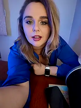 Juicy PeachLux online show from March 16, 2025, 8:32 am