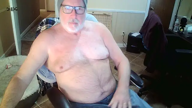 superbearboss online show from December 3, 2025, 5:33 pm