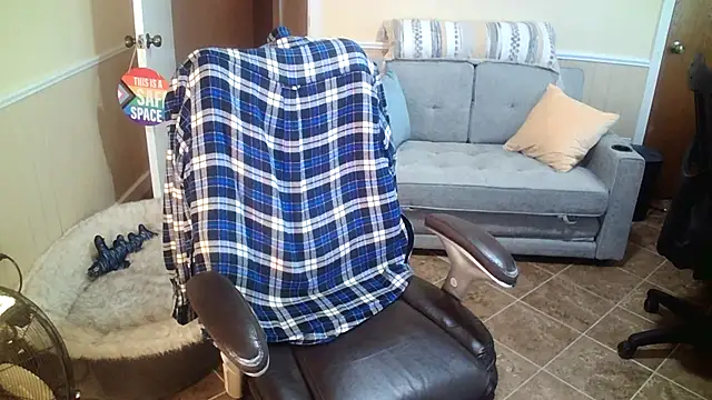 superbearboss online show from March 26, 2026, 7:41 pm